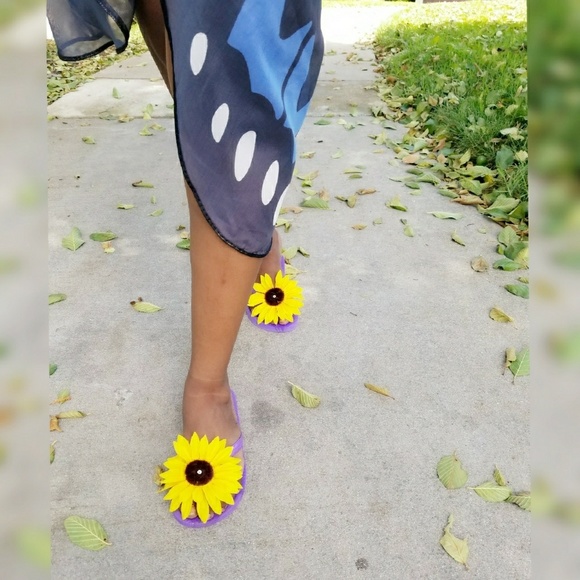 🦎Flower Flip Flops💦 - Picture 8 of 8
